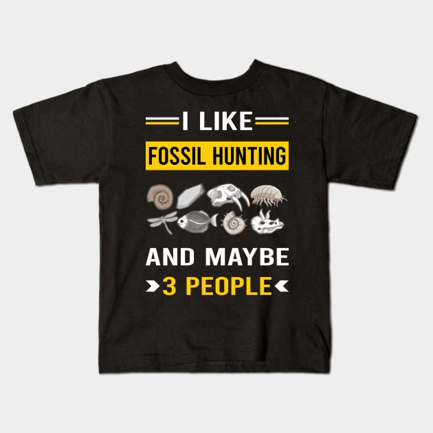 3 People Fossil Hunting Hunter Paleontology Paleontologist Archaeology Archaeologist Kids T-Shirt by Good Day